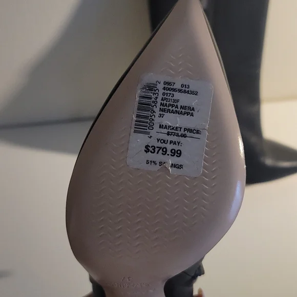 Shoes - Picture 4 of 4